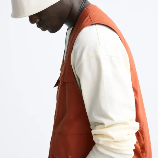 Technical vest